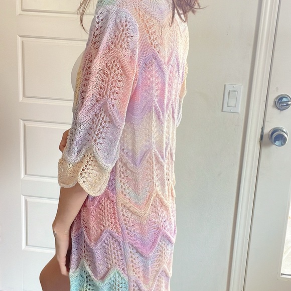 Vibrant Ombre Lightweight 1/2 Sleeve Open Front Cardigan - Picture 16 of 17